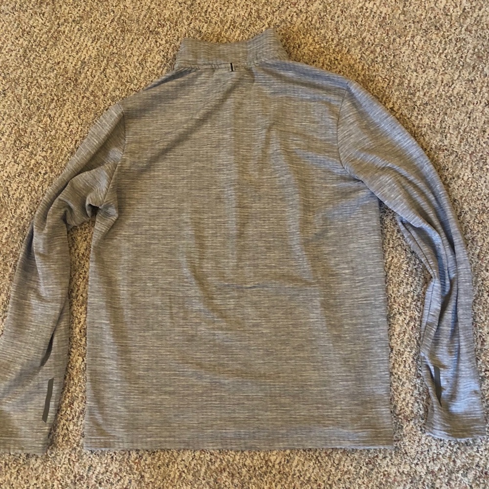 Men’s Reebok warm sweater - Picture 4 of 5